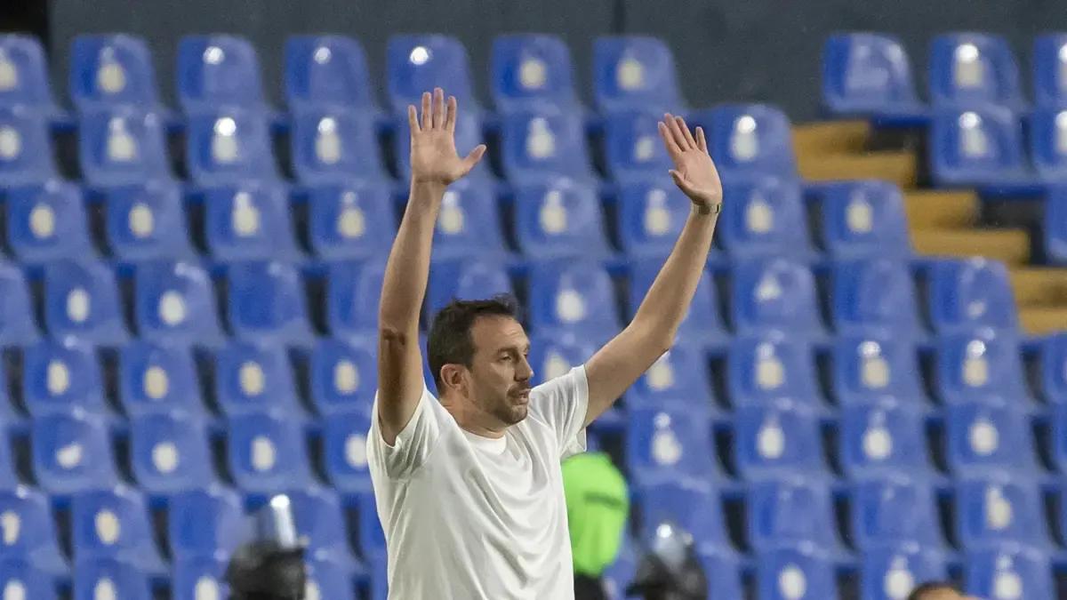 Paternité : l'entraîneur du Gotham FC brise un tabou dans le football