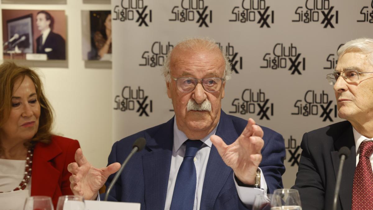 Del Bosque rejoint Riquelme : un coup de maître pour la présidentielle du Real