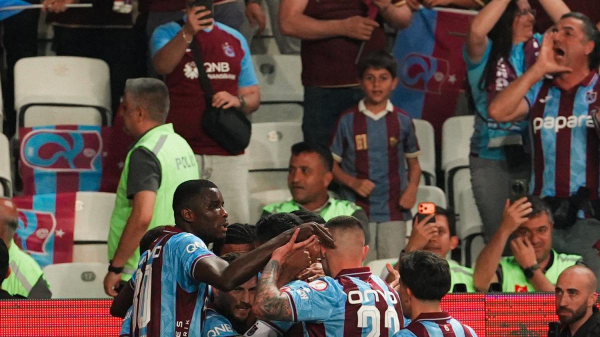 André Onana : premier titre en Turquie après son exil mancunien