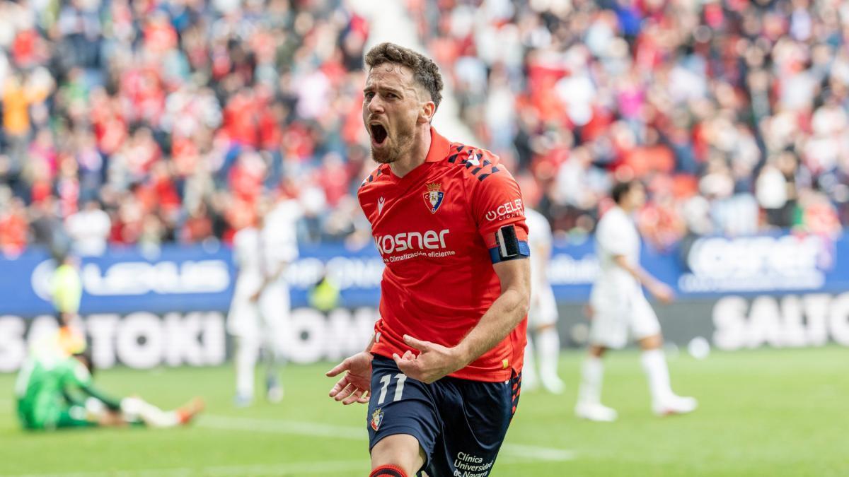 Kike Barja prolonge à Osasuna : un message d'espoir pour la jeunesse