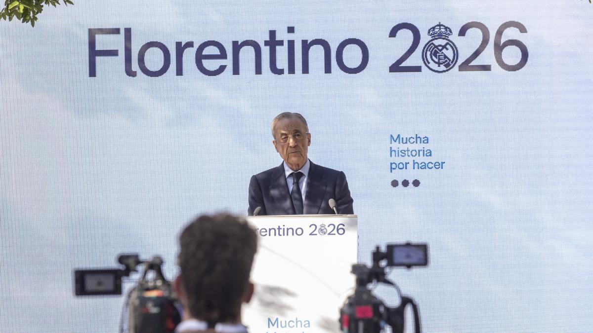 Florentino Pérez envoie un album Panini de ses trophées aux socios du Real Madrid