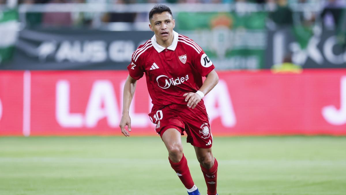 À 37 ans, Alexis Sánchez prolonge l'aventure au Séville FC