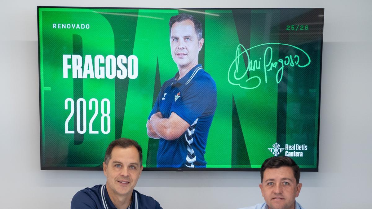 Betis sécurise l'avenir de son formateur Fragoso jusqu'en 2028
