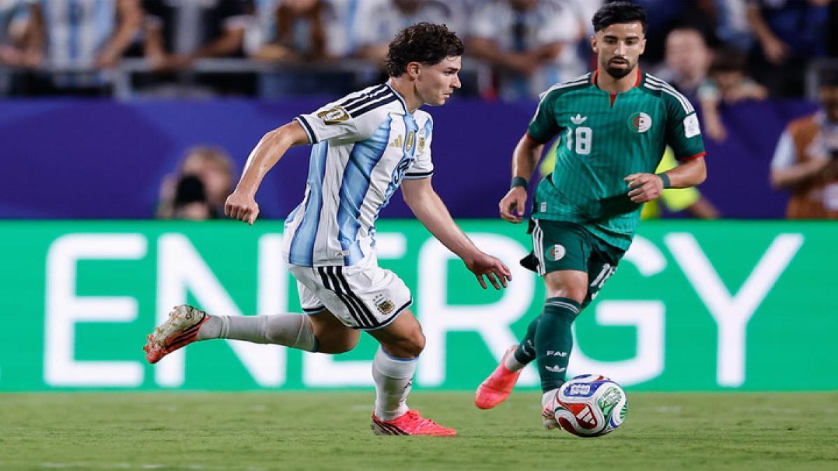 Julián Álvarez secoue le mercato : le Barça en pole ?