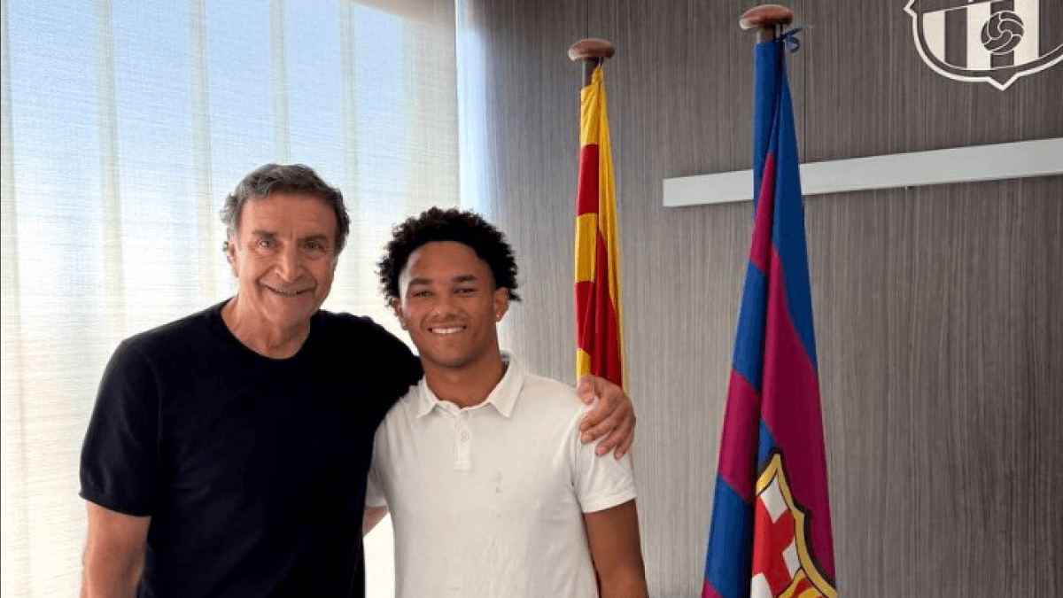 Mba, 16 ans : la nouvelle pépite africaine du Barça signe son avenir