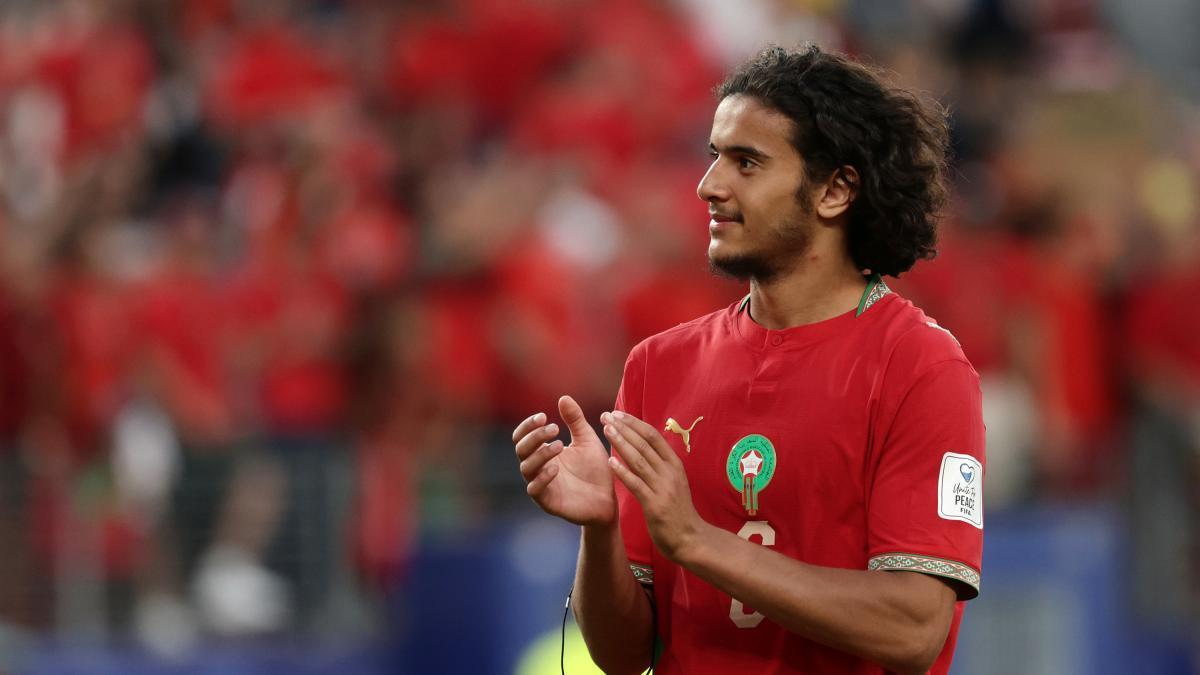 18 ans, sensation du Mondial : Bouaddi affole Manchester City et le Real