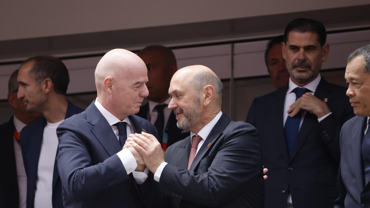 Mondial 2030 : Louzán veut la finale en Espagne, Camp Nou ou Bernabéu