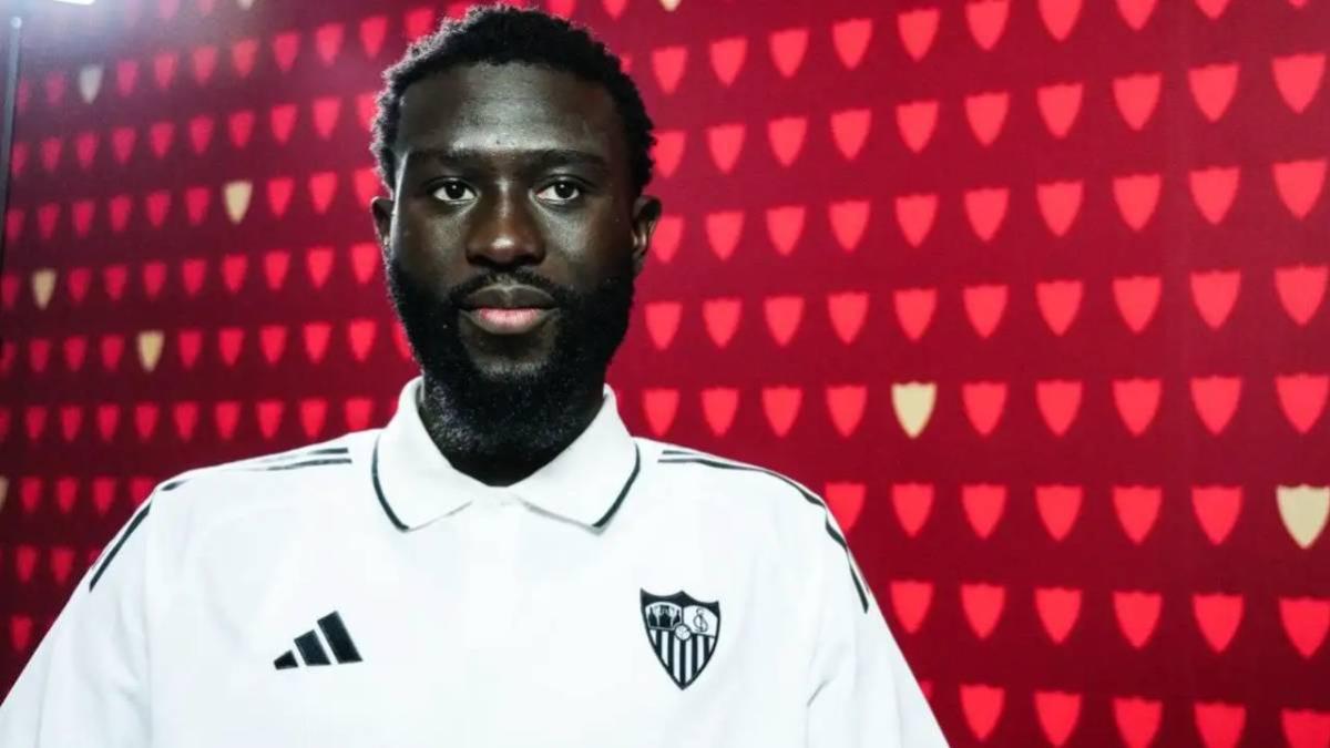 Sangante le roc : Séville mise sur un défenseur puissant pour sortir du chaos
