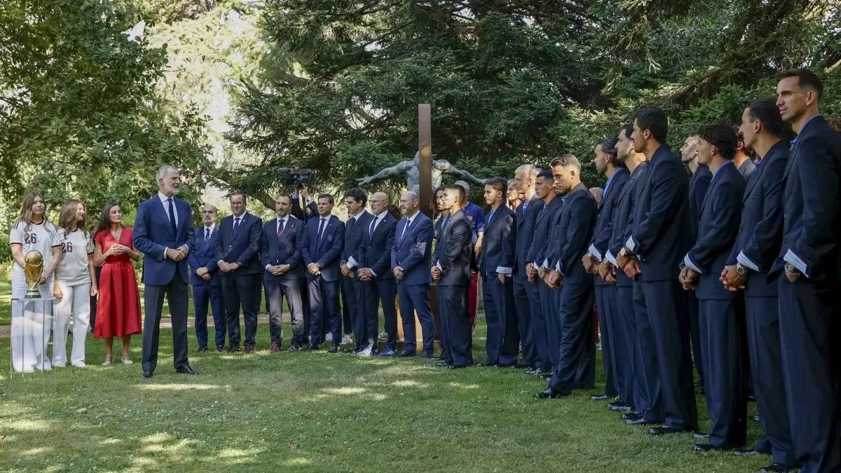 Espagne : la Roja féminine et masculine décorées de l'Ordre du Mérite Civil