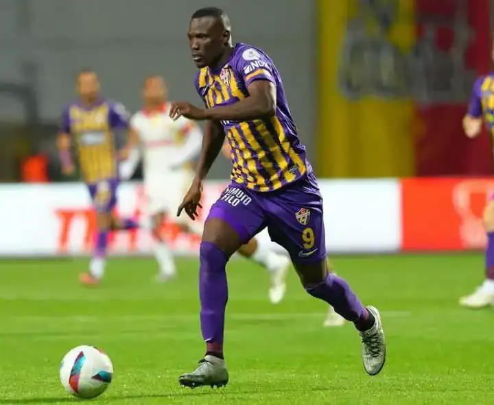 Bursaspor cible Mame Baba Thiam pour son retour en TFF 1. Lig