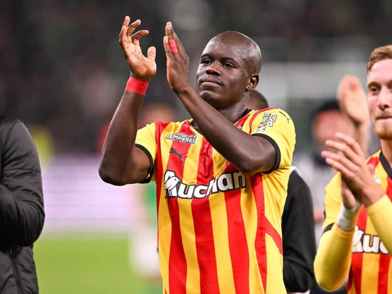 Malang Sarr quitte Lens : un défenseur libre pour relancer sa carrière