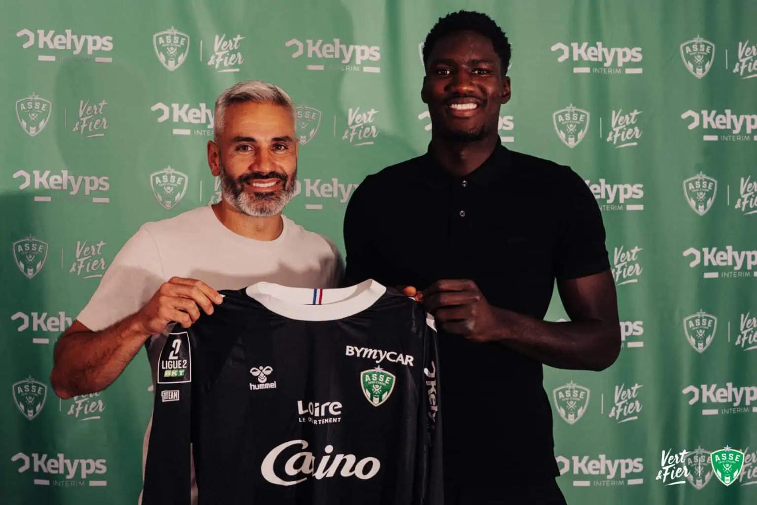 Mamour Ndiaye à Saint-Étienne : le nouveau gardien qui veut bousculer l’ASSE