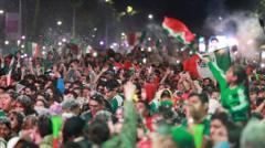 1 million de fans dans les rues : la fête tragique du Mexique après la qualification