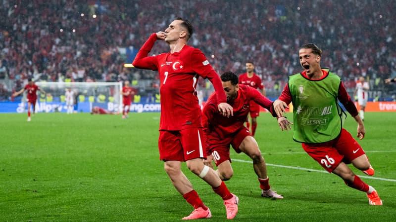 Turquie-Paraguay : un carton rouge qui change tout dans le groupe D