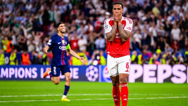 Arsenal : le maillot de Gabriel s'arrache après son penalty raté face au PSG