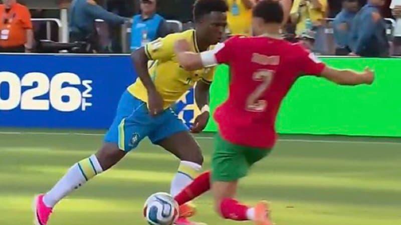 Semelle de Hakimi sur Vinicius : l'arbitrage au cœur du débat Brésil-Maroc
