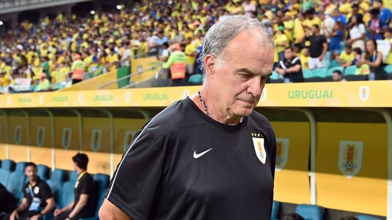 Bielsa défie la Fifa : son geste silencieux qui fait parler