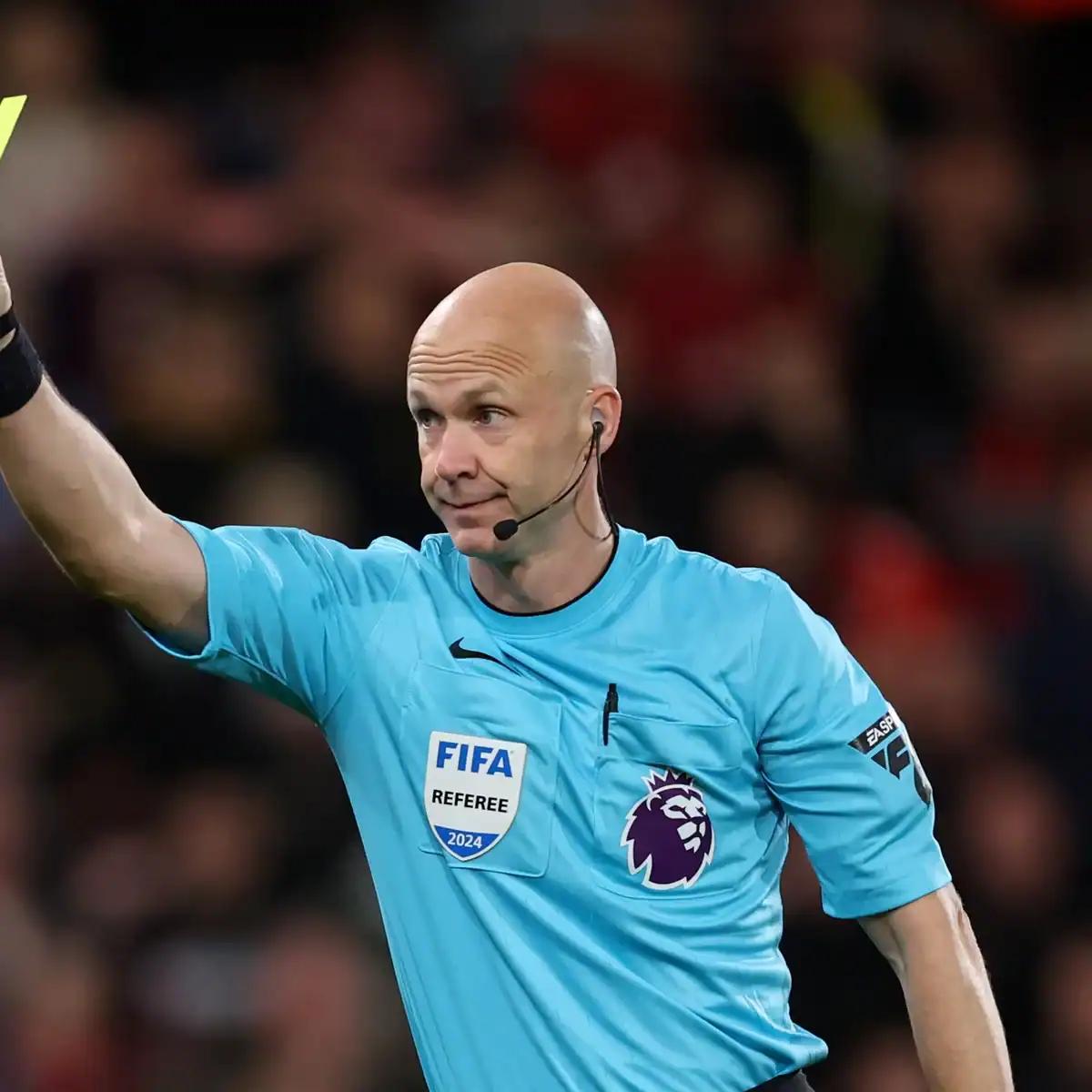 Angleterre aux commandes : Taylor arbitre Sénégal-Irak